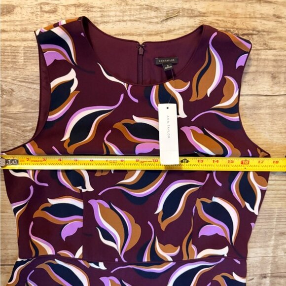 Ann Taylor Dress Burgundy Floral Sleeveless Lined Sheath Size 8 NWT - Picture 6 of 7